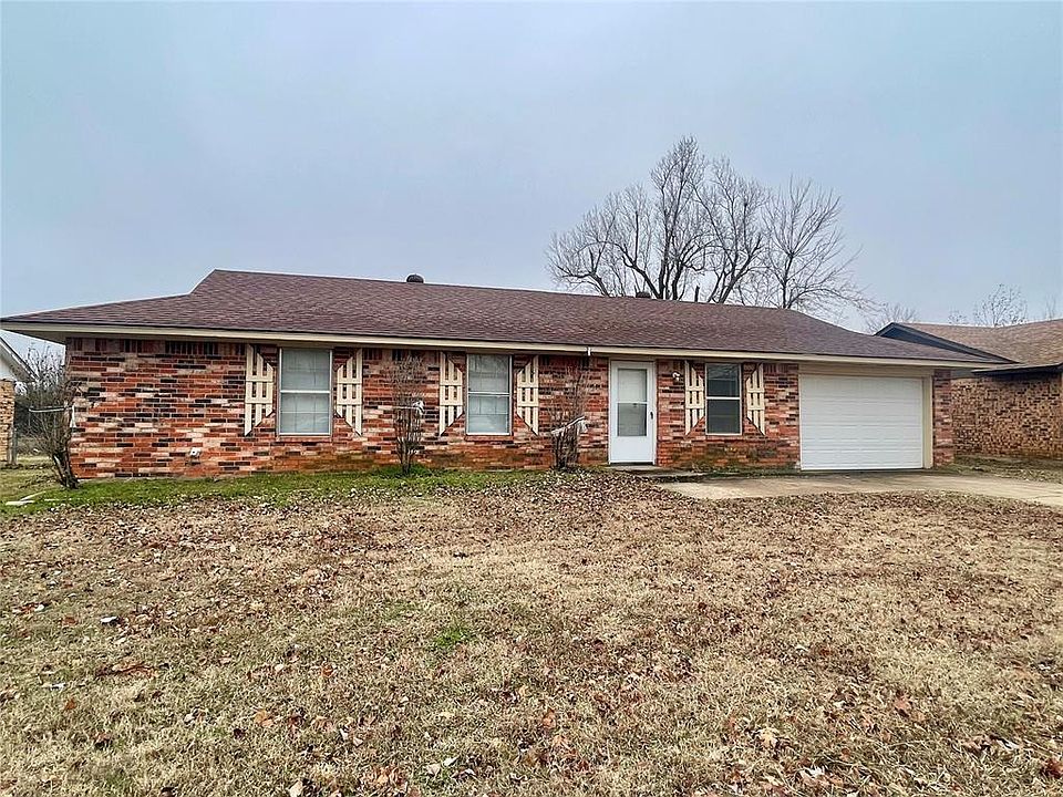 1st image of 20360 Rockhollow Dr