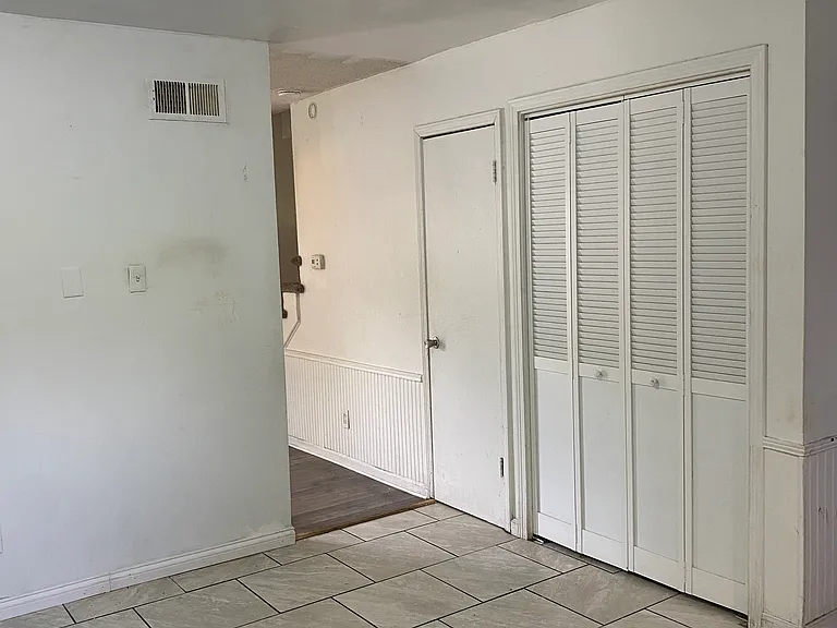 3049 Allison Ave — Photo 3