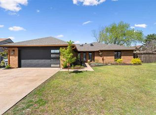 2808 NE Scottsdale Cir, Lawton, OK 73507