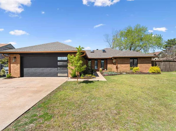 2808 NE Scottsdale Cir, Lawton, OK 73507