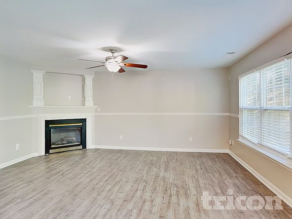 2nd image of 5940 Briggs Dr