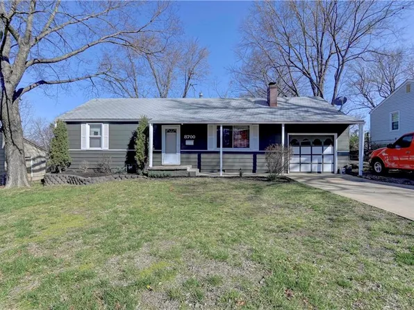 8700 E 77th St, Kansas City, MO 64133
