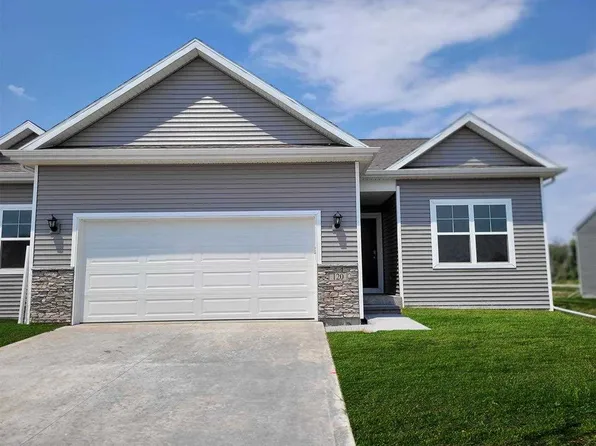 120 Sumac Dr, Palo, IA 52324