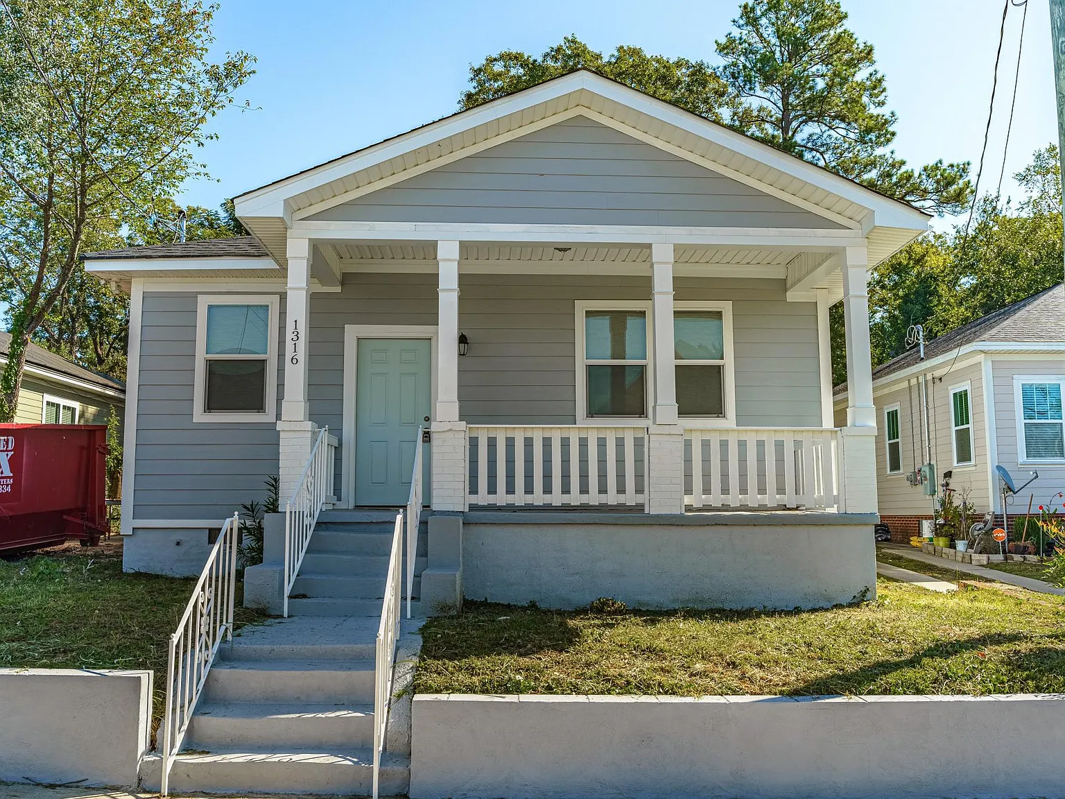 1316 McDuffie Ave — Photo 1