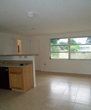 2nd image of 3137 Kingston St