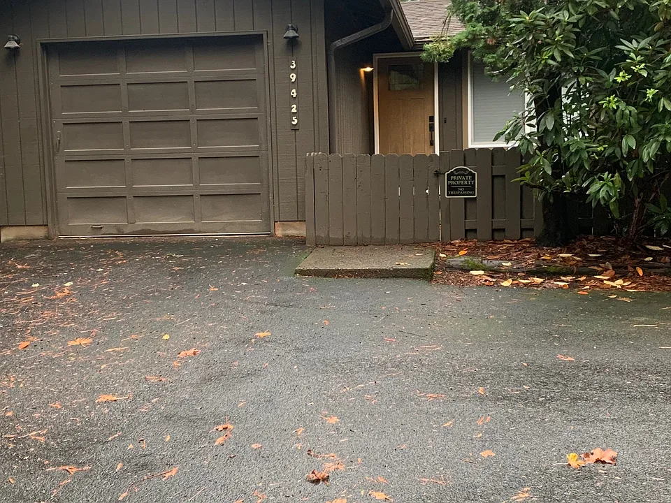 McCormick Dr