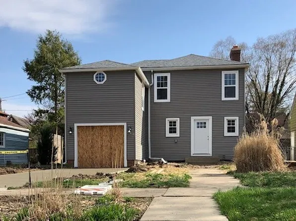 1105 W William St, Champaign, IL 61821