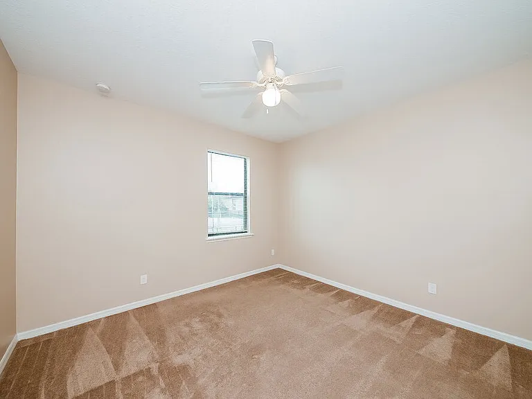10716 55th Ct E — Photo 14