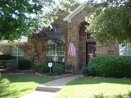 Great curb appeal