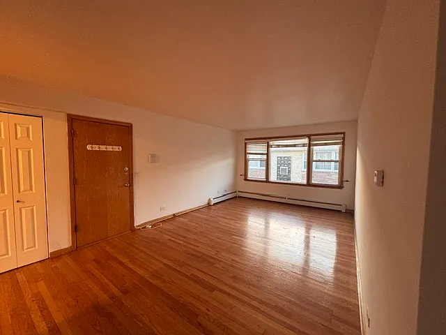 6810 N Northwest Hwy #3C — Photo 7