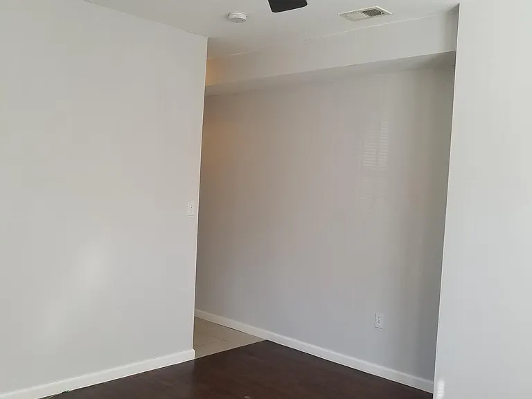 1510 Isherwood St NE — Photo 5