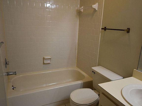 2nd image of 1130 Tuxford Dr #9