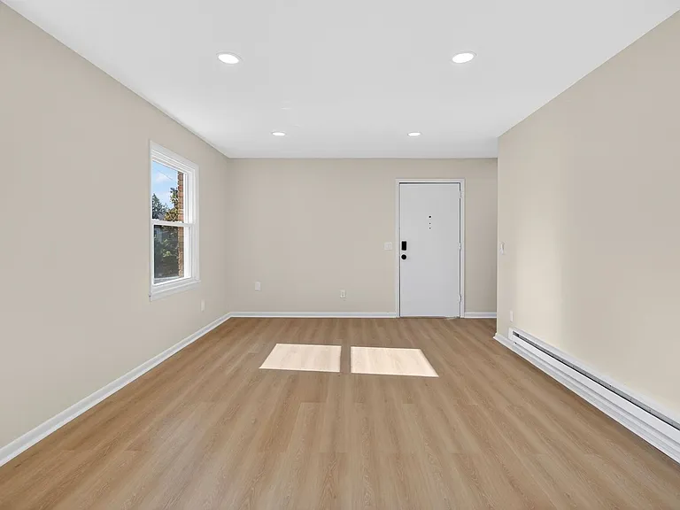 9 Beach St — Photo 12