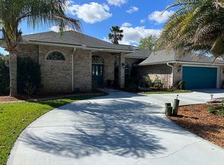 2 Flarestone Ct, Palm Coast, FL 32137
