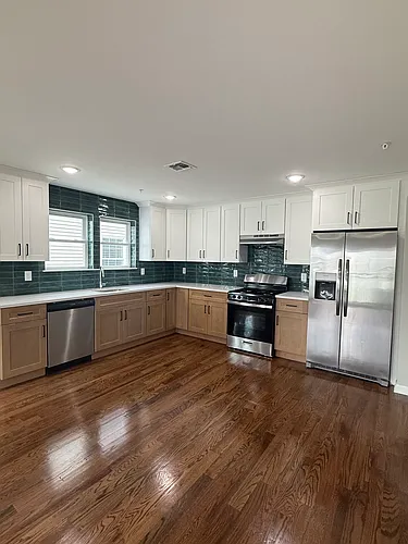 138-142 Littleton Ave #1 Photo 1