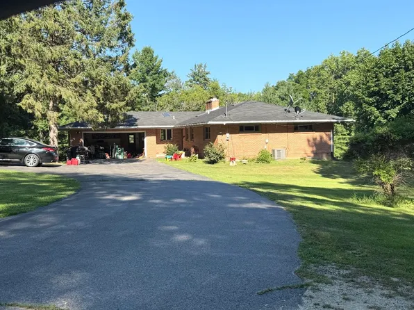 7214 S Main St, Rockford, IL 61102