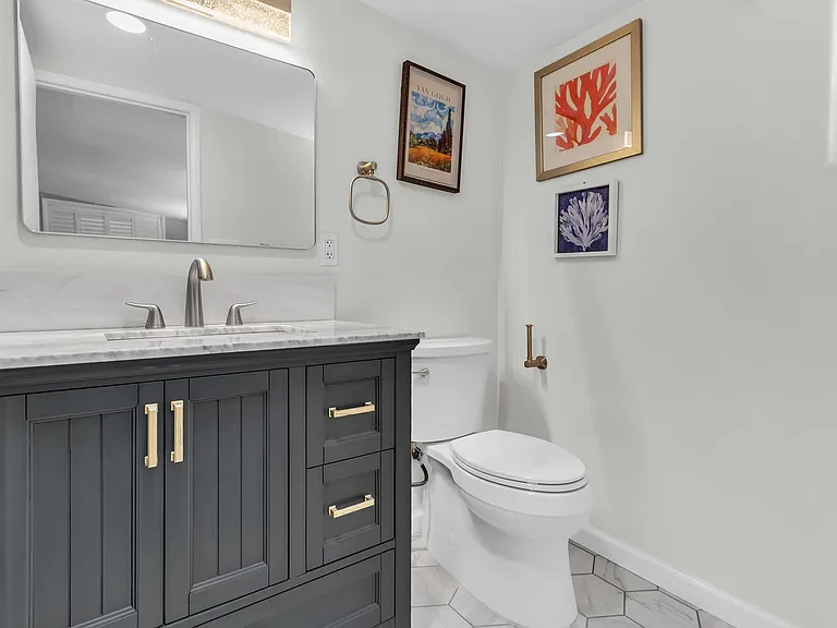 6415 W 87th St — Photo 24