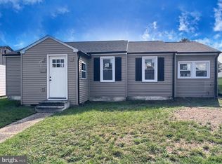 820 Orchard Ave, Runnemede, NJ 08078