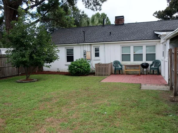 2102 E 37th St, Savannah, GA 31404