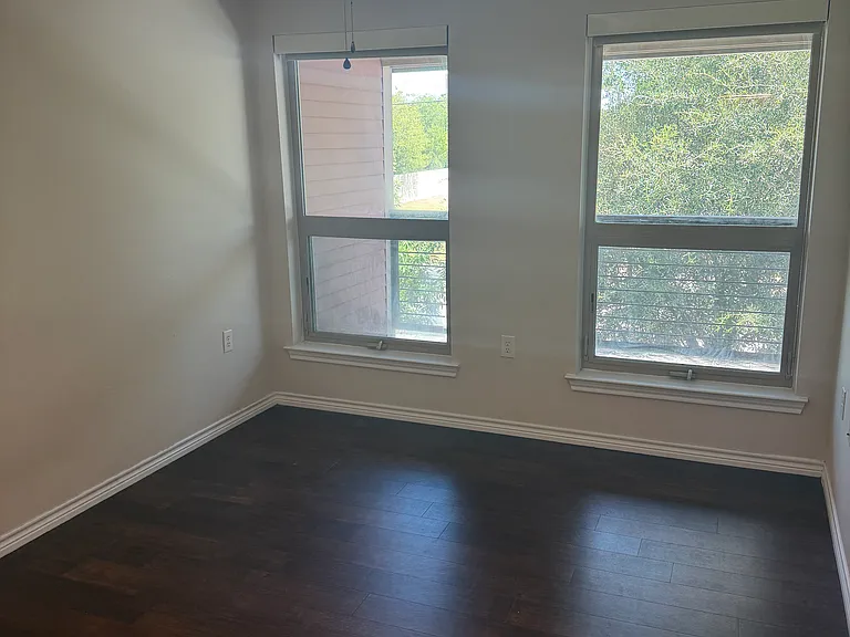 305 W Willis St #202 — Photo 19