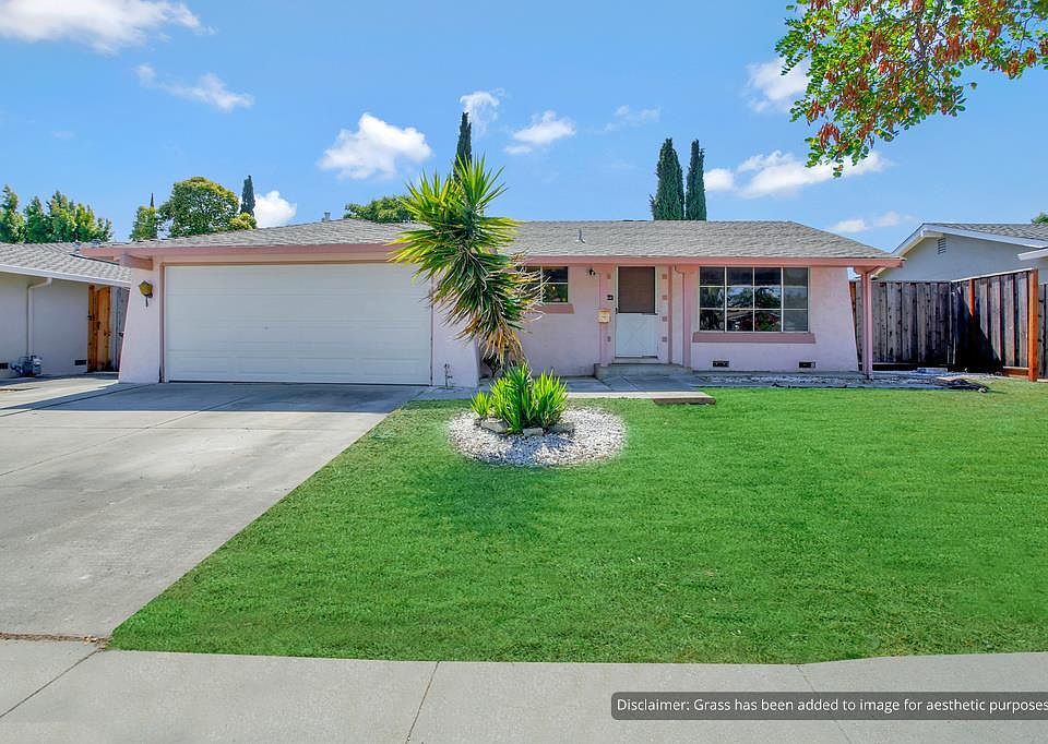 1st image of 414 Lyoncross Way