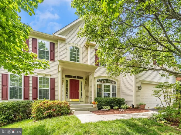 109 Galyn Dr, Brunswick, MD 21758