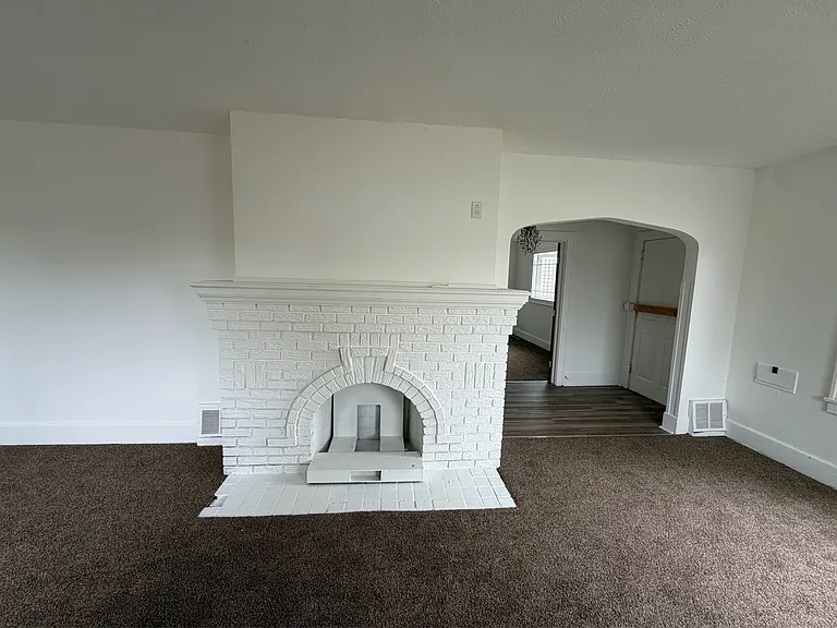 3724 Hillman St — Photo 5