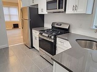 31-49 35th St #1F, Astoria, NY 11106