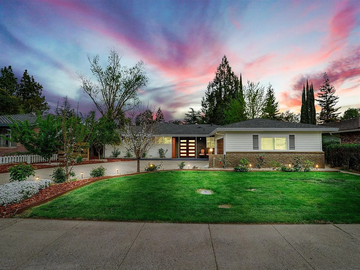 1028 Audrey Way photo 1
