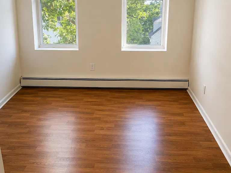 30-31 Beech St #3CA — Photo 3