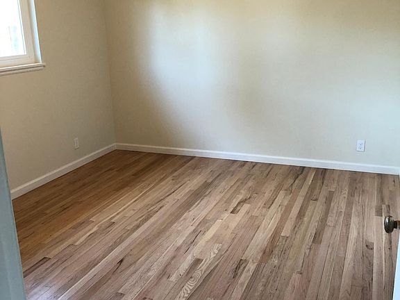 5th image of 1671 Phantom Ave