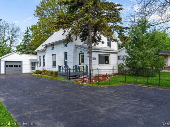 1882 Rhodes St, Reese, MI 48757