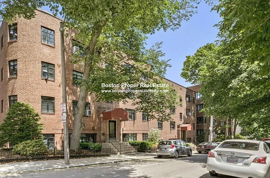 Building Photo - 69 Strathmore Rd #2