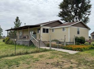 638 N James Dr, Hershey, NE 69143