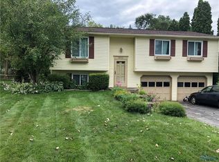 5815 Hunting Creek Rd, Toledo, OH 43615