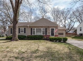 7321 Cherokee Dr, Prairie Village, KS 66208