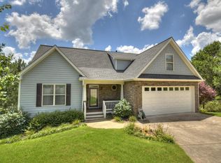 106 Arbor Hills Cir, Talking Rock, GA 30175