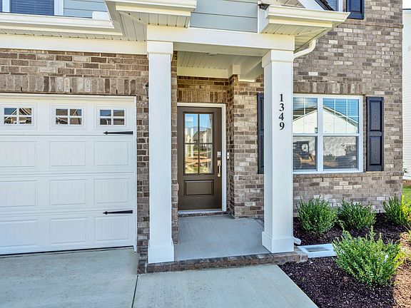 3rd image of 1349 Gentry Dr
