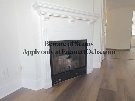 4th image of 1600 S Bundy Dr APT 3
