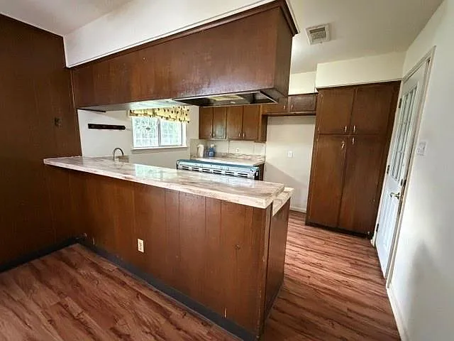 4142 Brookston St — Photo 6