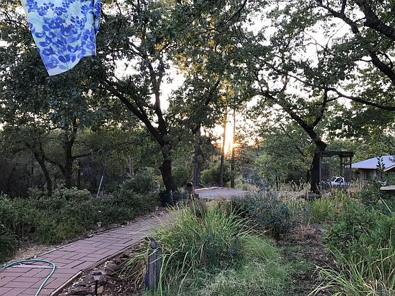 3rd image of 1371 French Gulch Rd
