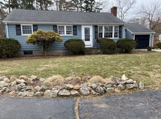15 Jay Rd, Weymouth, MA 02190