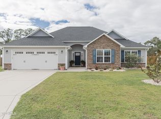 204 Sailor St, Sneads Ferry, NC 28460