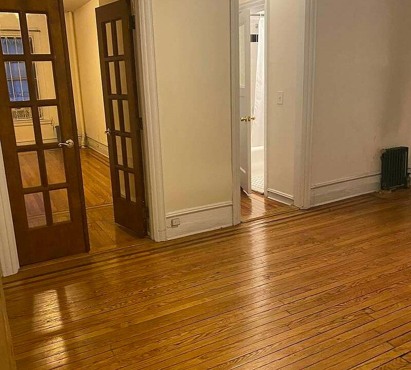 1st image of 217 E 86th St #2