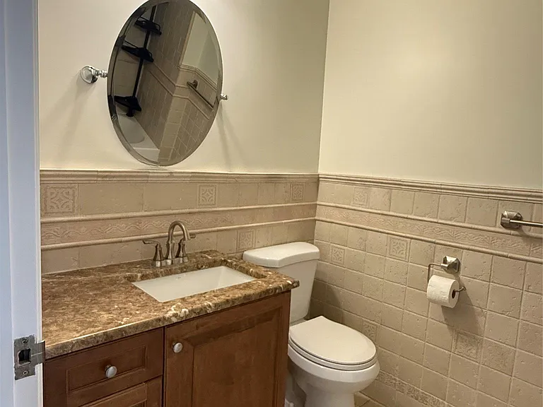 5 Brandreth St #2A — Photo 6