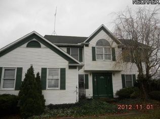 20097 Vermont St, Grafton, OH 44044