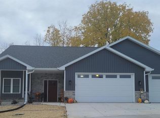 217 Evergreen Ln, Chilton, WI 53014
