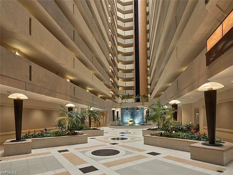 4041 Gulf Shore Blvd N #5 — Photo 18