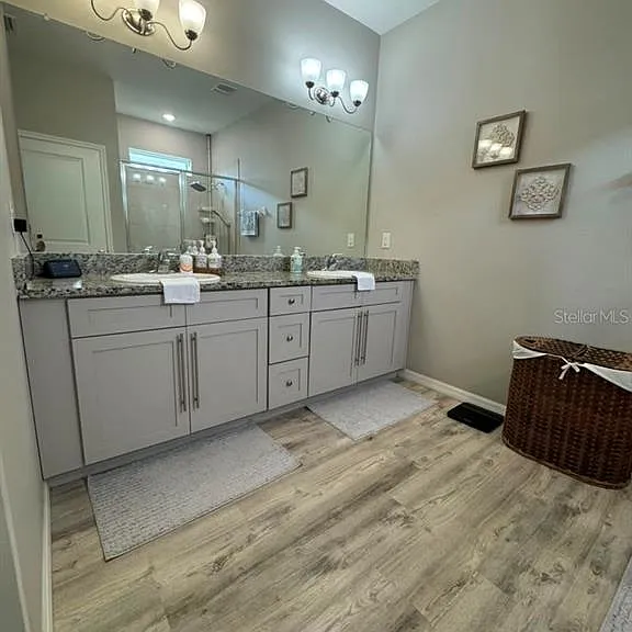 1127 Pipestone Pl — Photo 16