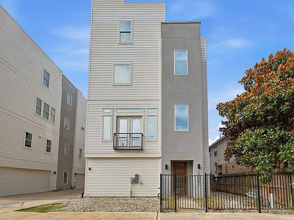 2nd image of 1005 Kern St #A